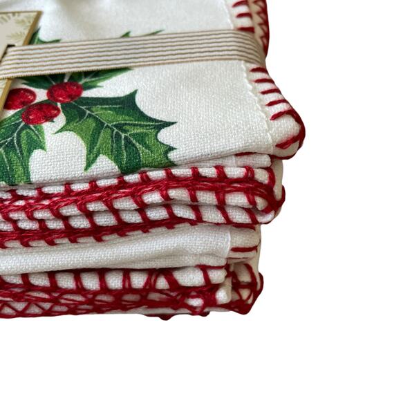 Lillian August Holly Berry Christmas Dinner Napkins Set of 8 Embroidered 18x18 - Picture 6 of 11